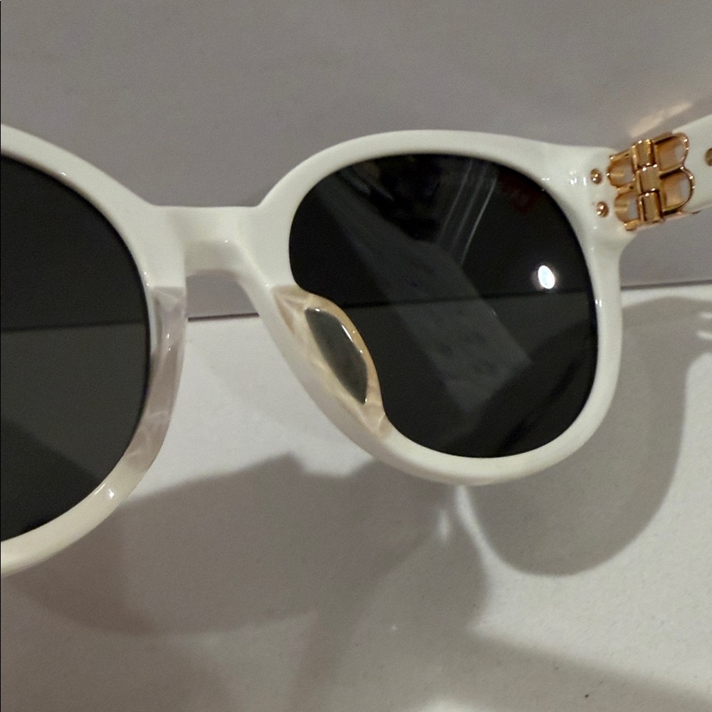 Balenciaga Classic White Sunglasses - Picture 7 of 12